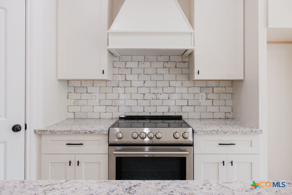 1005 Broadmoor Street