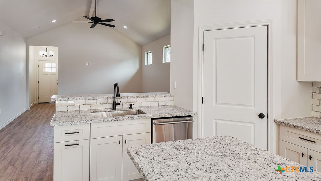 1005 Broadmoor Street