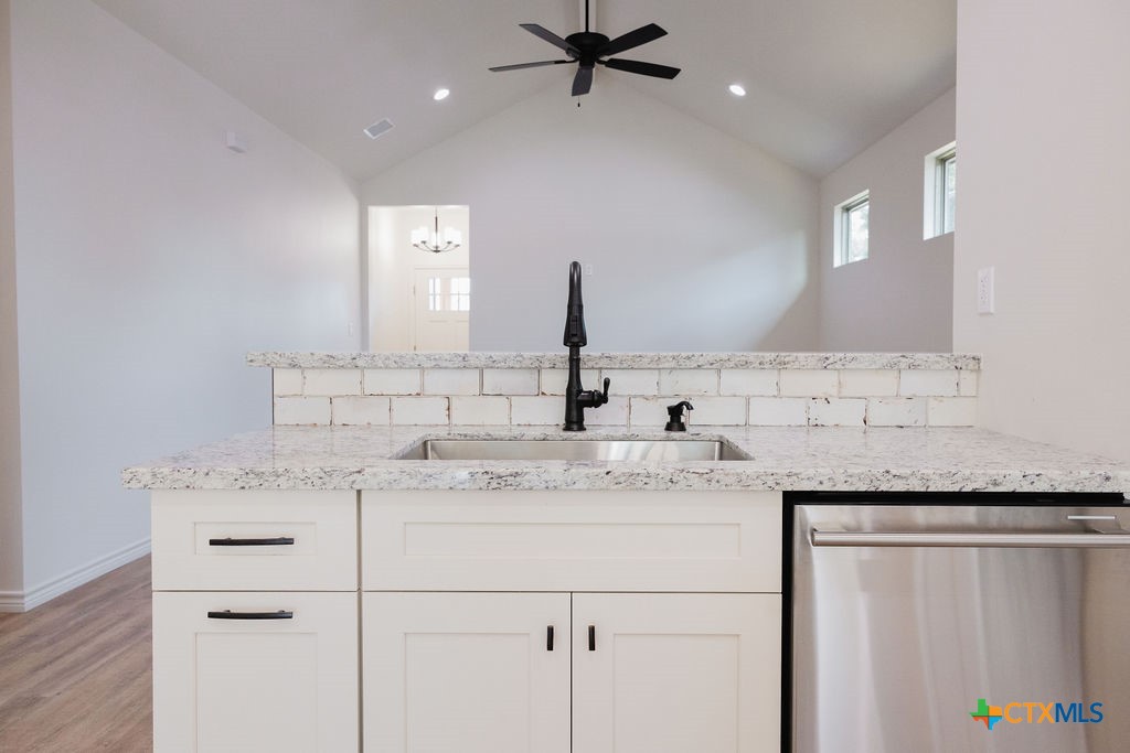 1005 Broadmoor Street