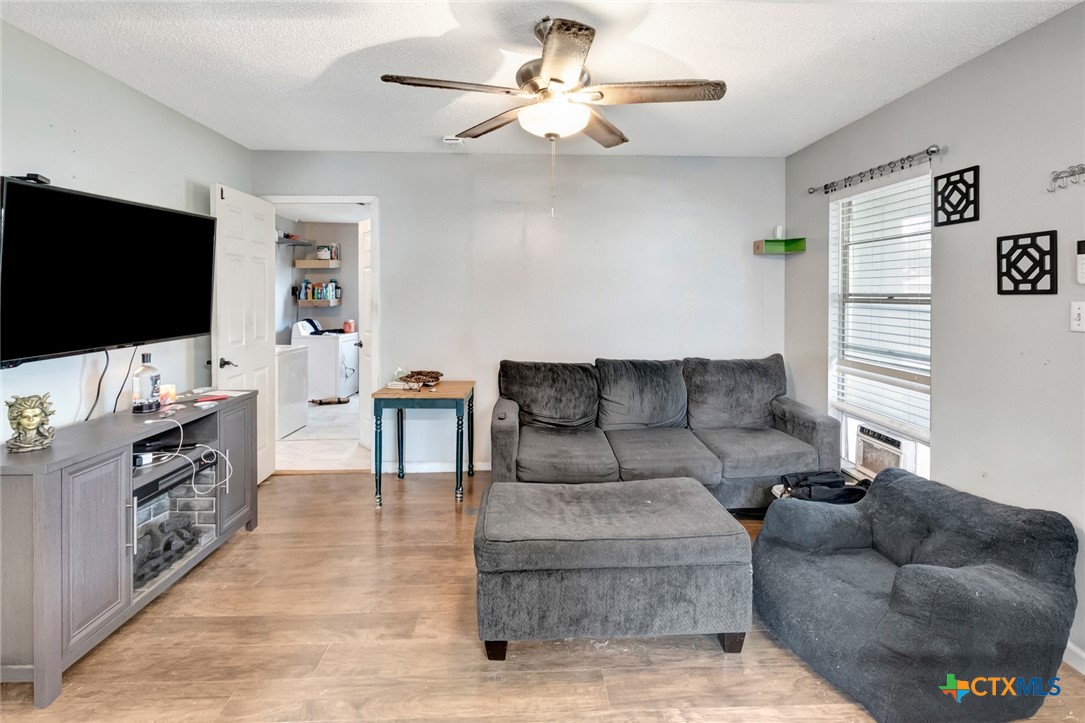 3401 Woodlawn Street