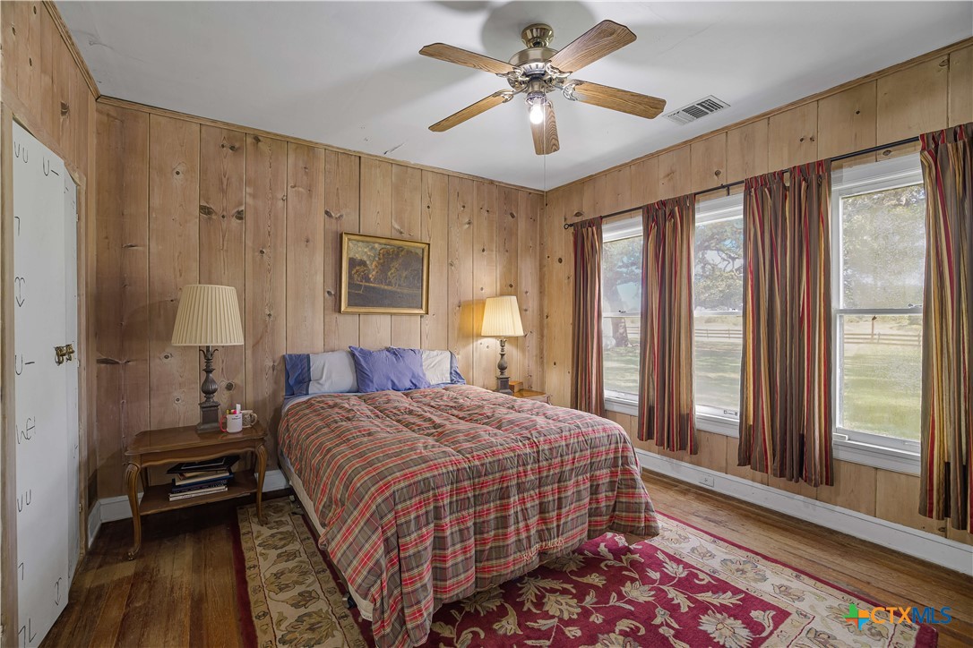 1733 County Road 284