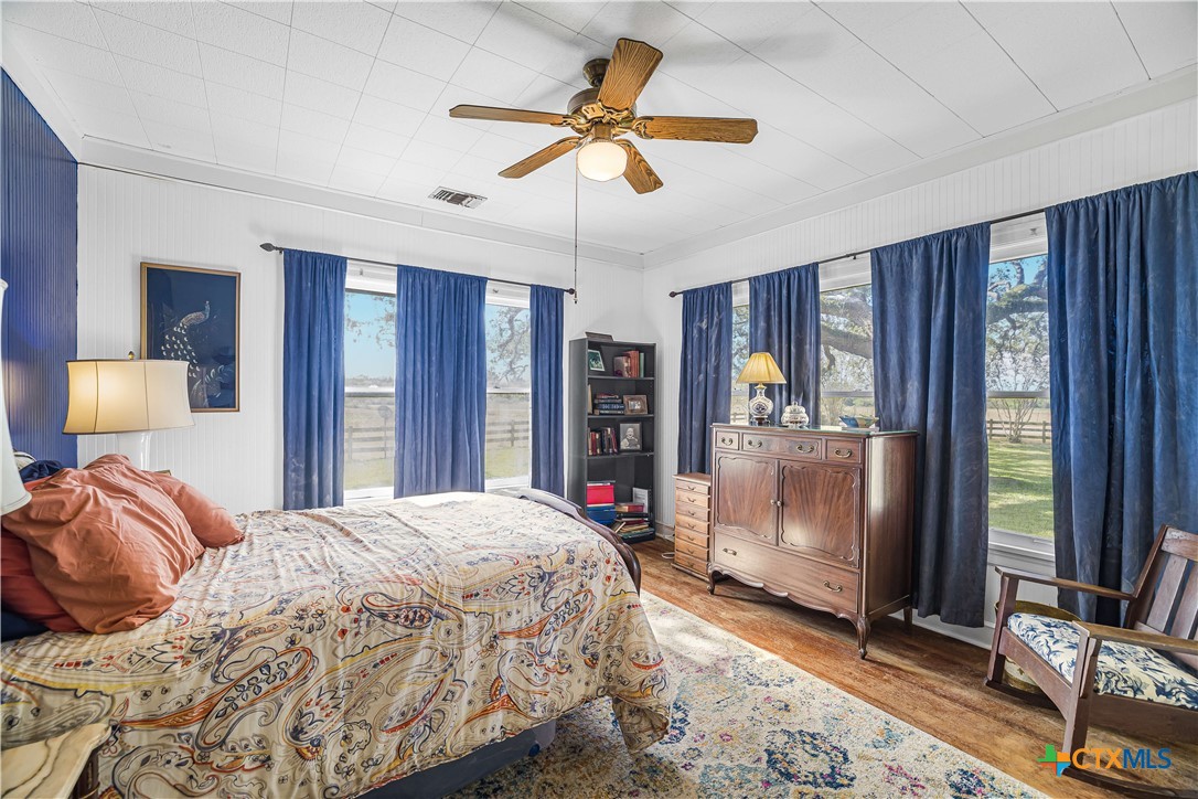 1733 County Road 284