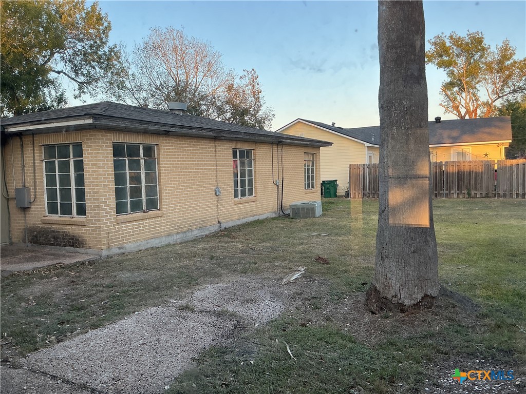407 Wisteria Avenue