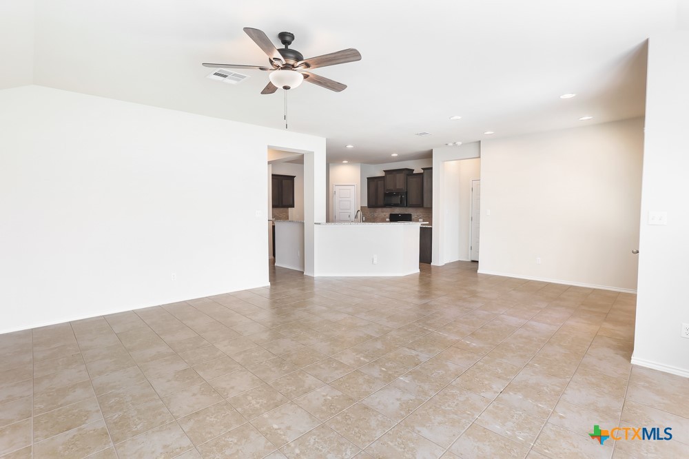 105 Leather Oak Loop