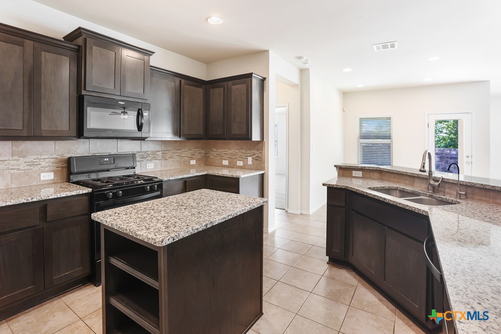 105 Leather Oak Loop