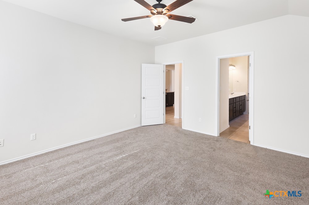 105 Leather Oak Loop