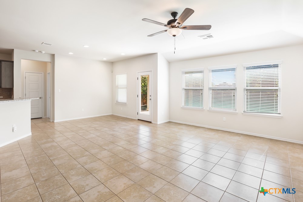 105 Leather Oak Loop