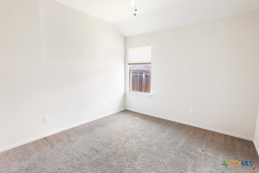 105 Leather Oak Loop