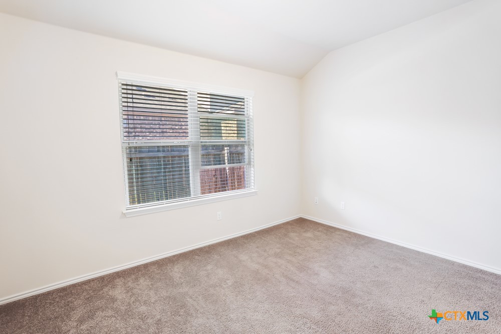 105 Leather Oak Loop