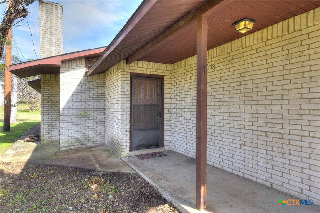 818 Lois Street A