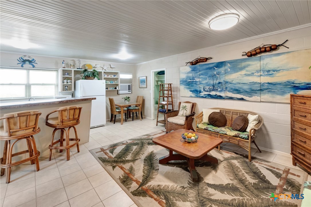 104 E Van Buren Avenue