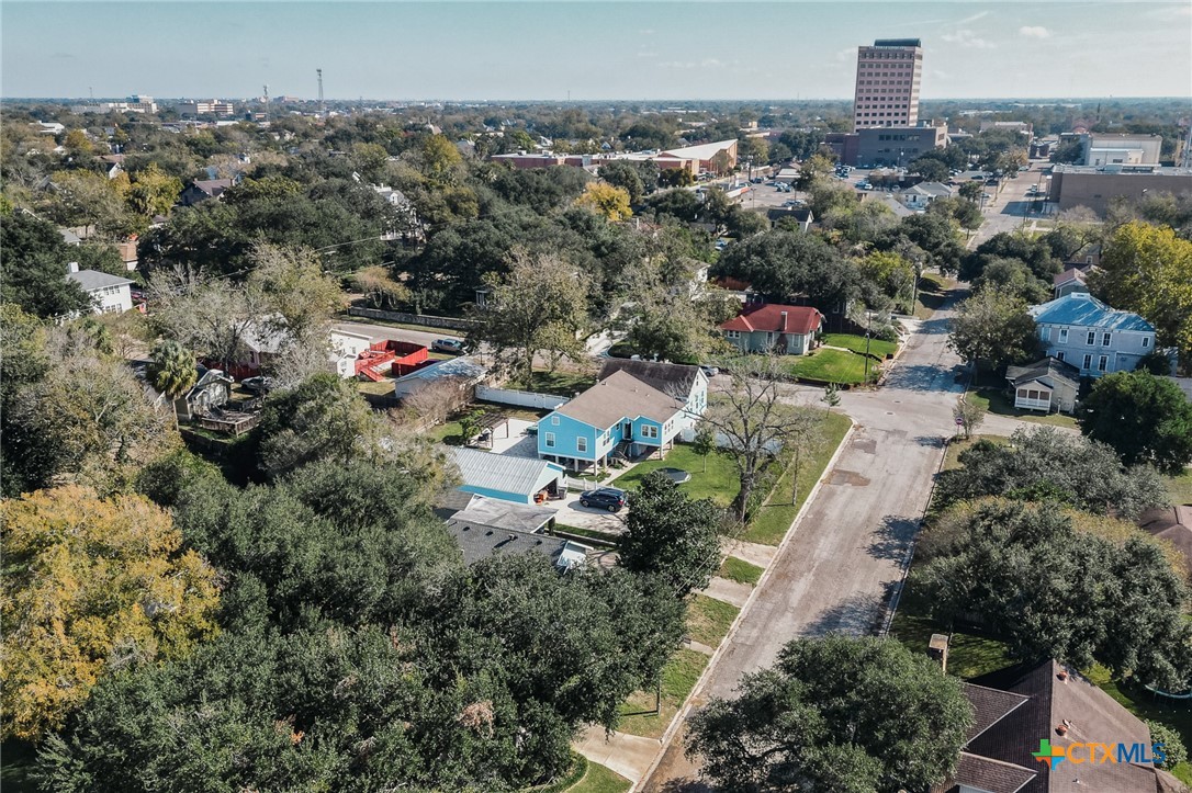 201 N Victoria Street