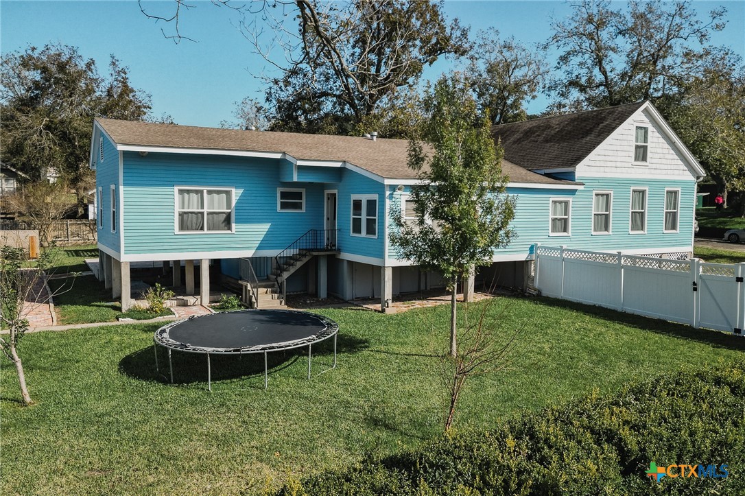 201 N Victoria Street