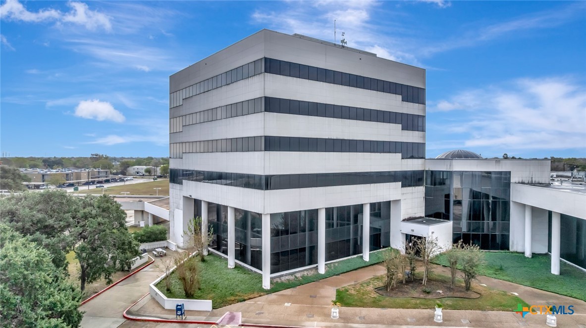 1908 N Laurent Street