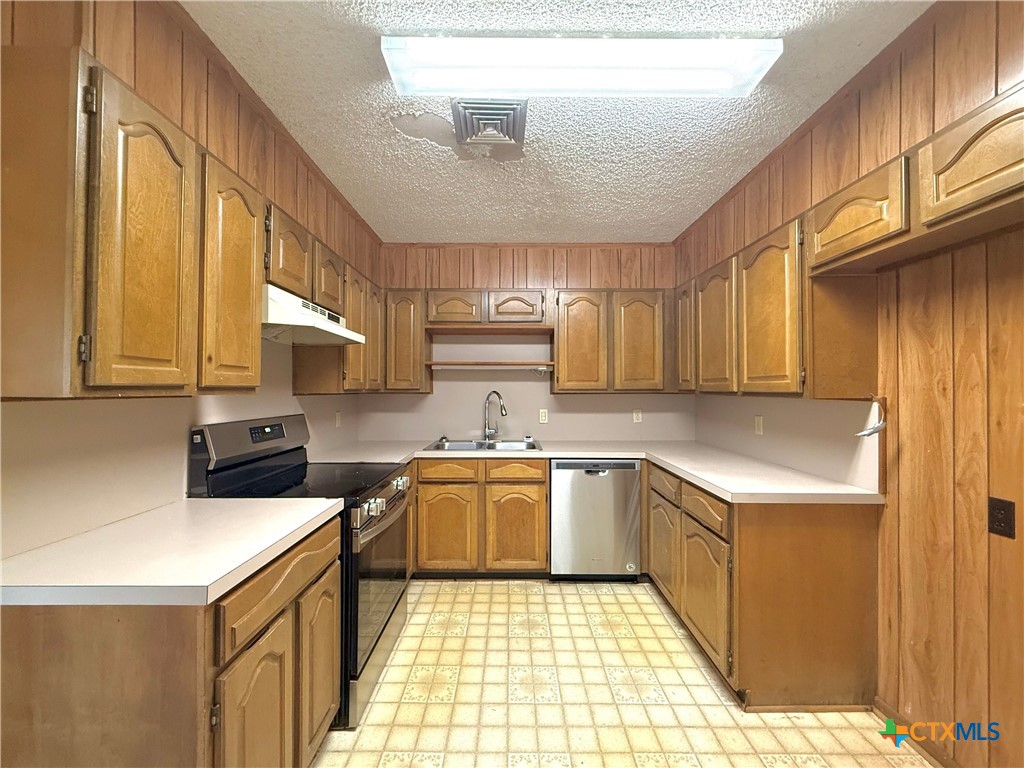 705 Third Street