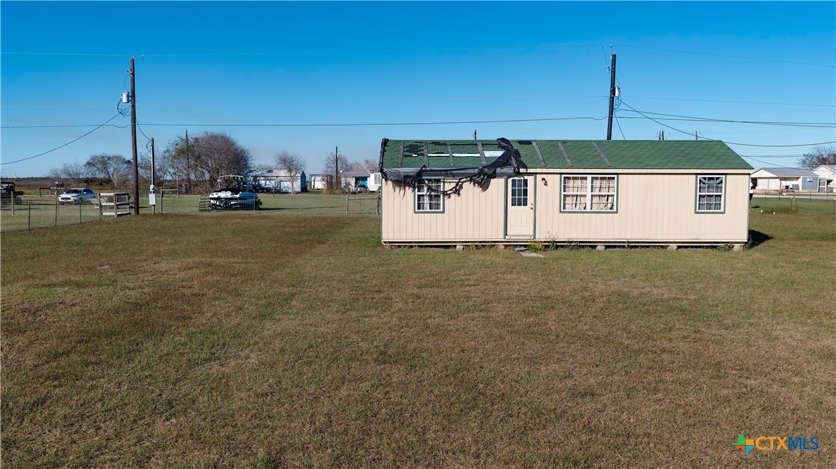 1306 W Ben Tindall Avenue