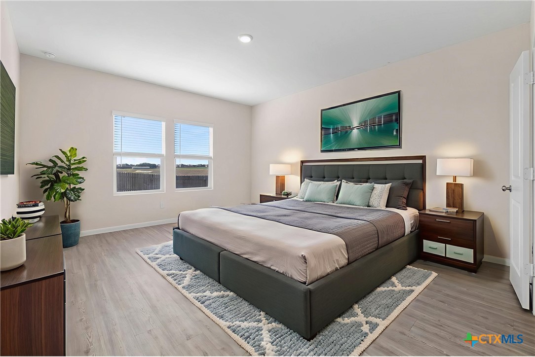2741 Nueva Cordova