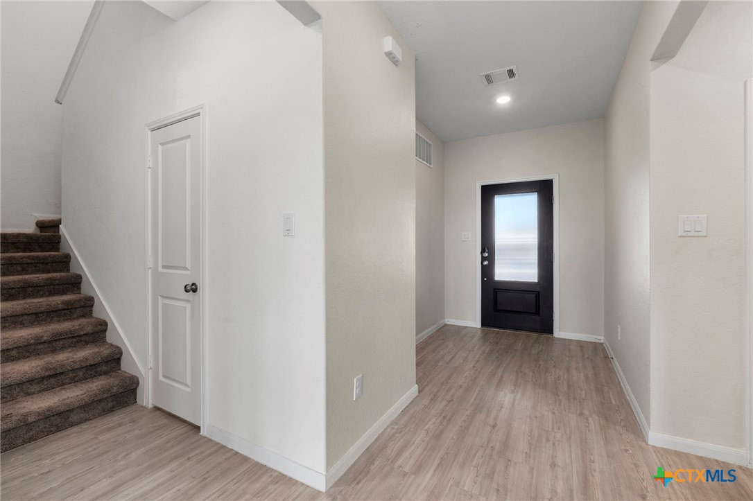 2741 Nueva Cordova