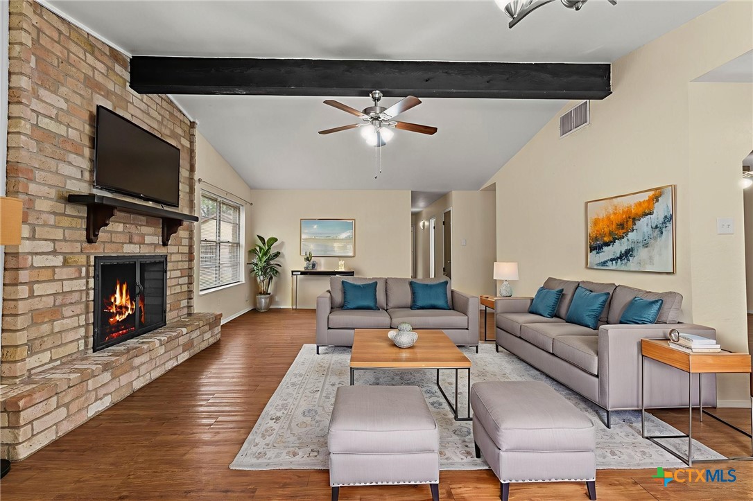 1329 Poppy Lane