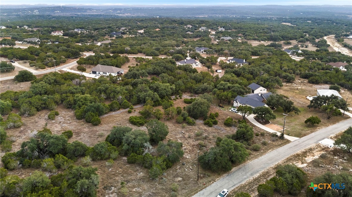 137 Red Tail Cove