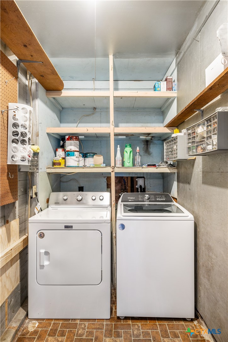 120 Live Oak