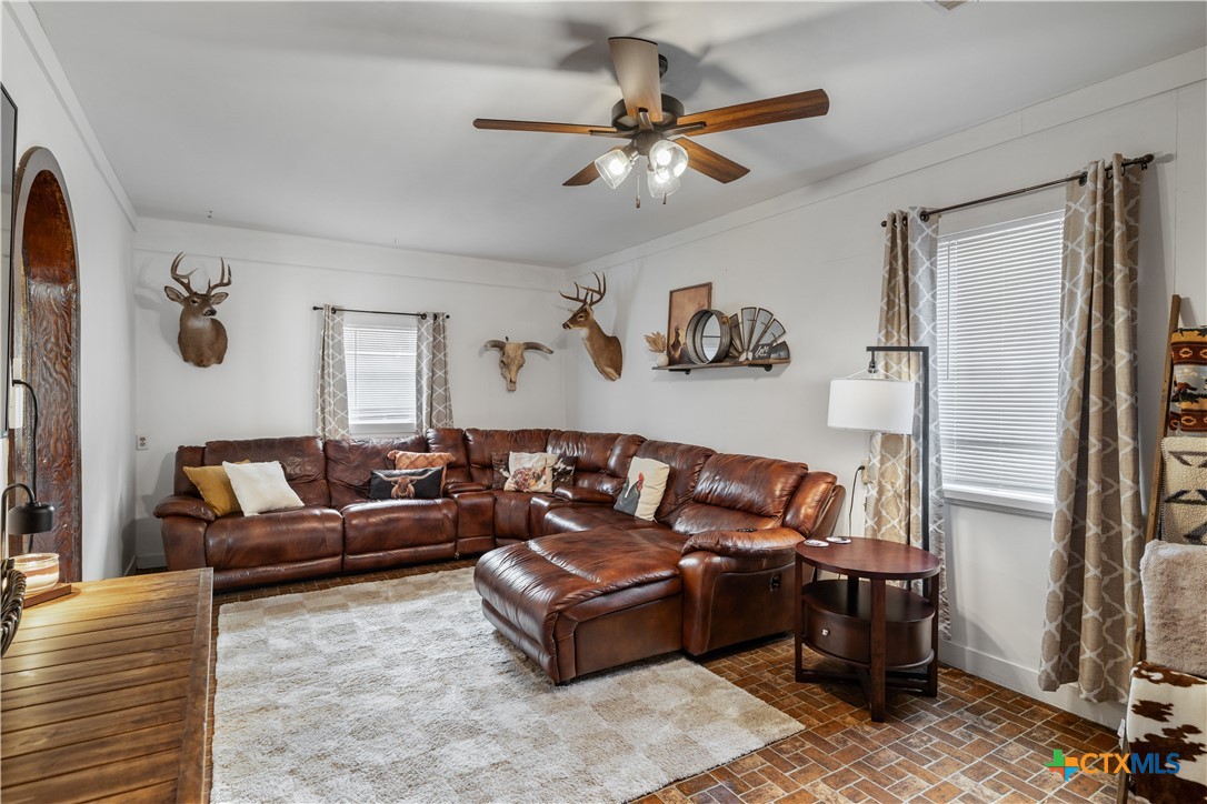 120 Live Oak