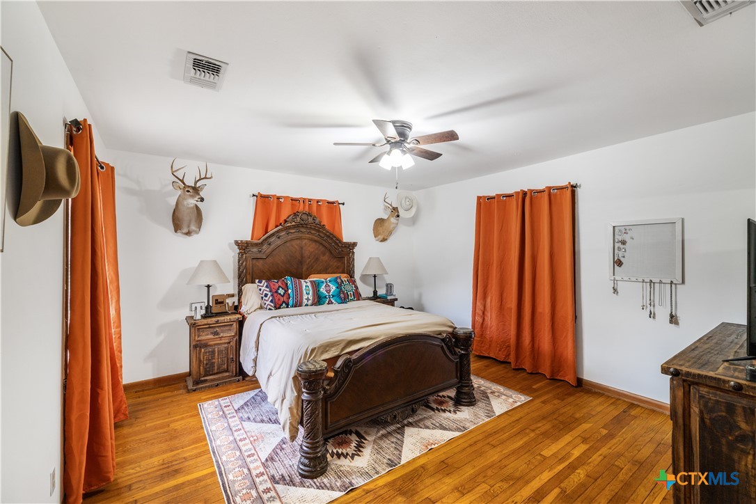 120 Live Oak