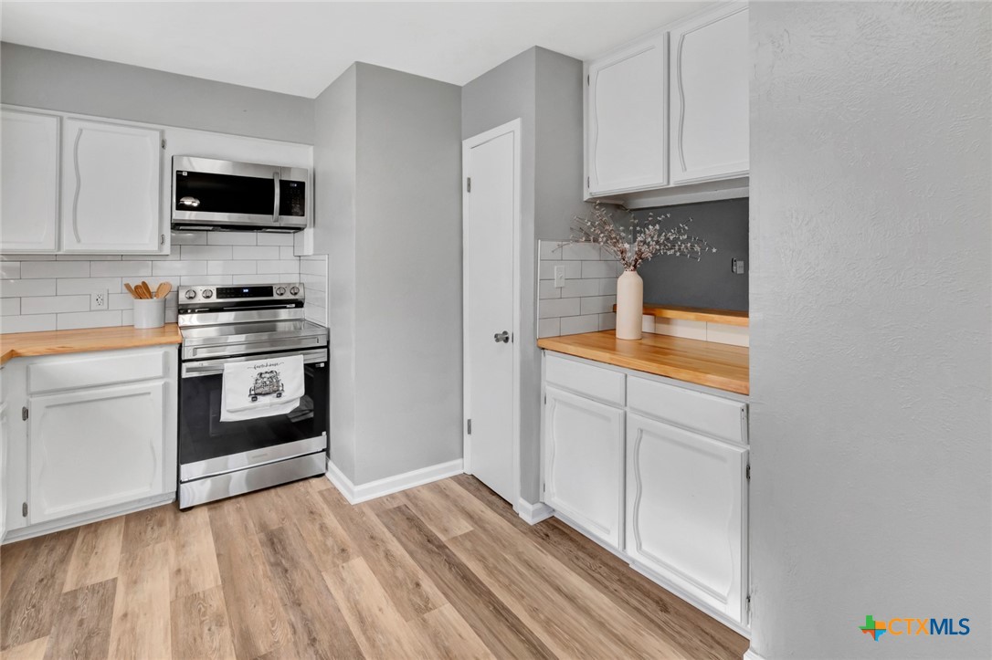 309 Williamsburg Ave