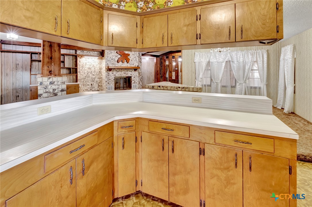 10957 N US Highway 77