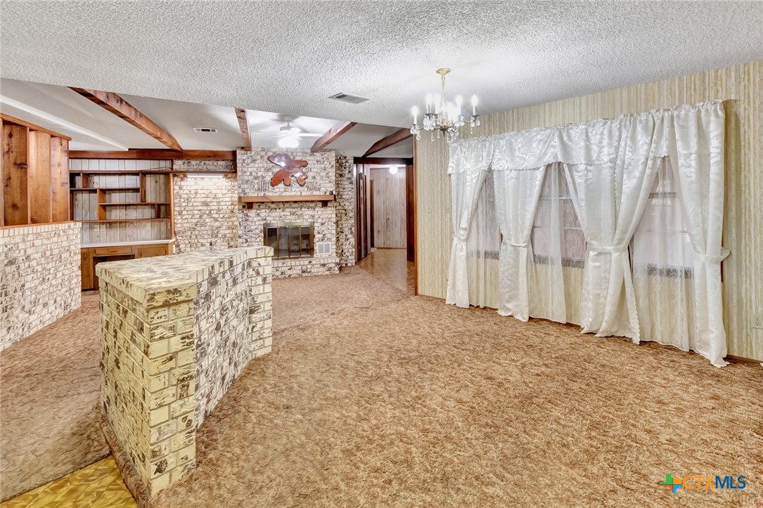 10957 N US Highway 77