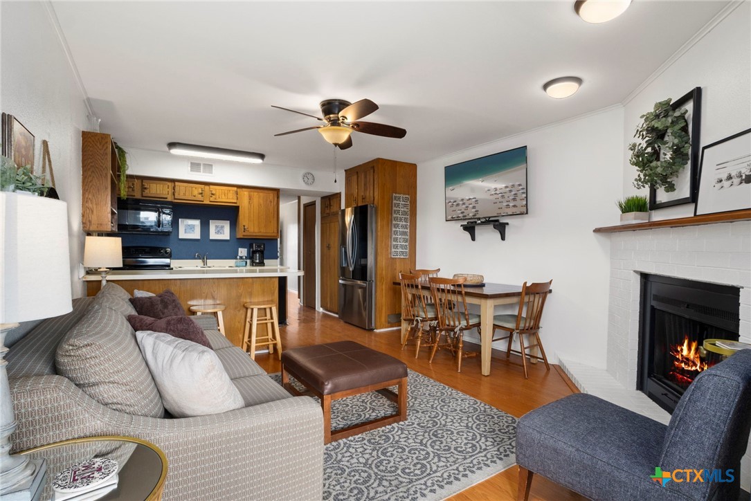 500 N Market Avenue 319 D