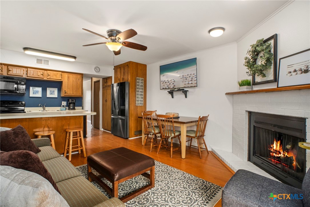 500 N Market Avenue 319 D