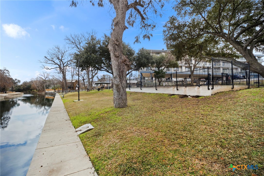 500 N Market Avenue 319 D