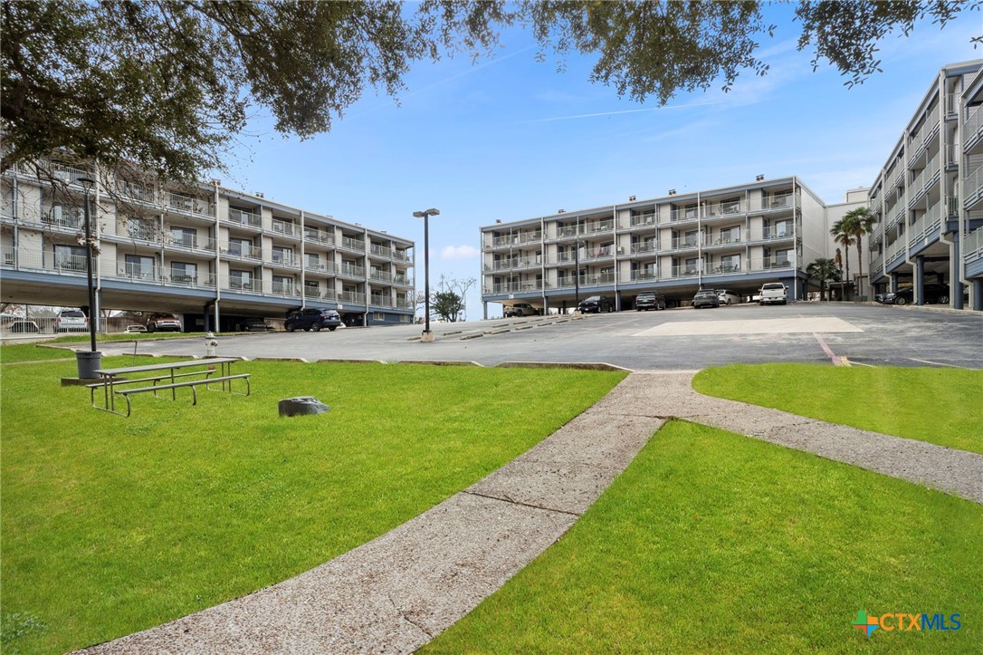 500 N Market Avenue 319 D