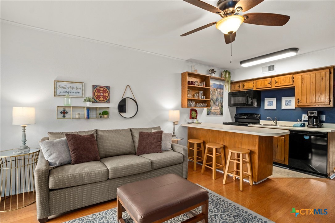 500 N Market Avenue 319 D