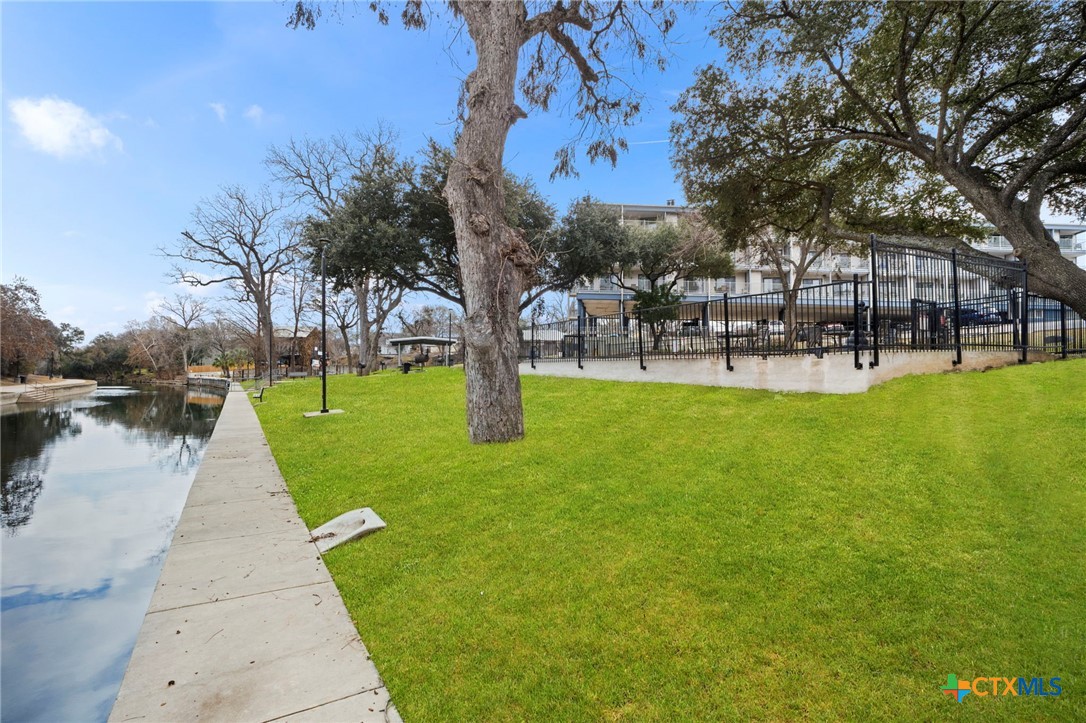 500 N Market Avenue 319 D