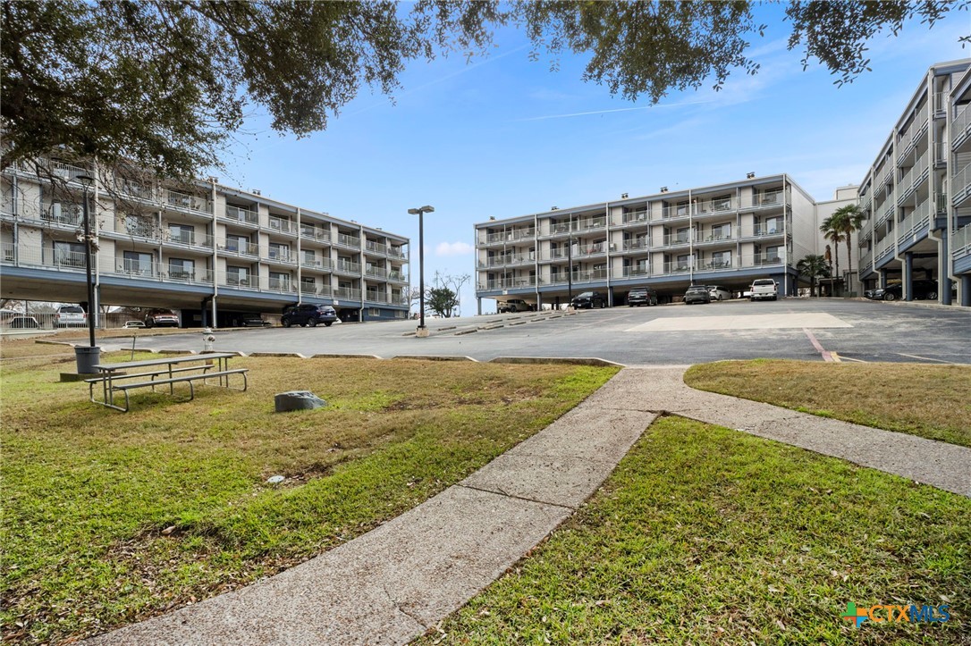 500 N Market Avenue 319 D