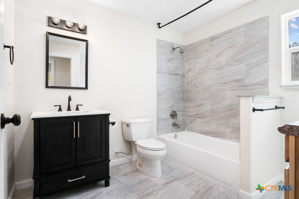 380 Brushy Creek Trail