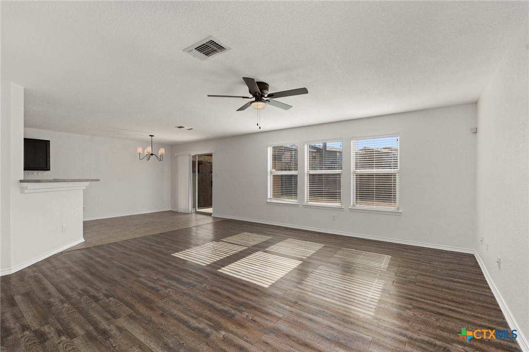 5127 Sunview Valley