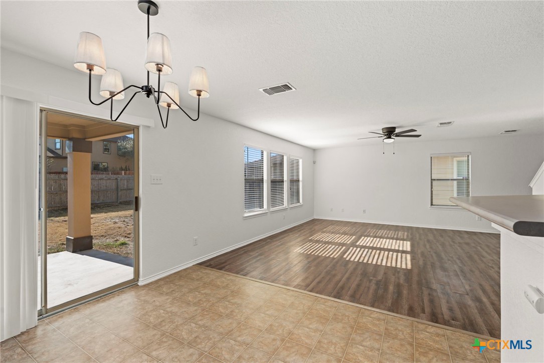 5127 Sunview Valley