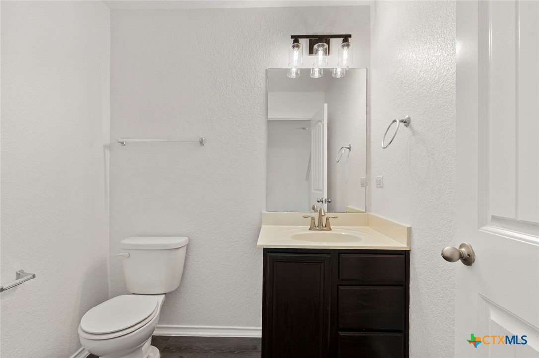 5127 Sunview Valley