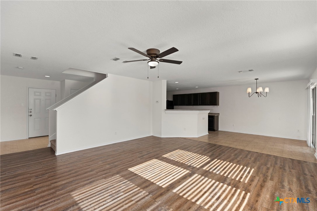 5127 Sunview Valley
