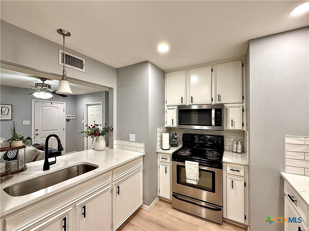213 Sparrow Lane