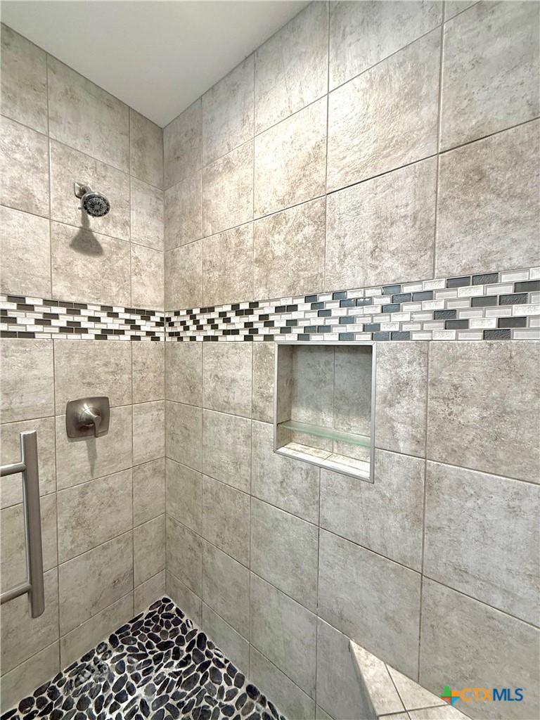 213 Sparrow Lane