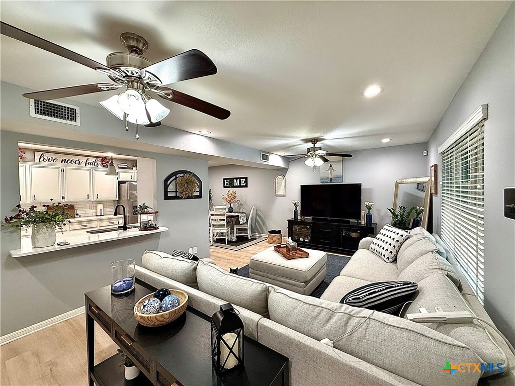 213 Sparrow Lane