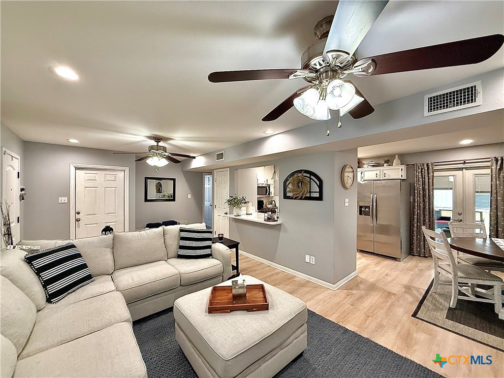 213 Sparrow Lane