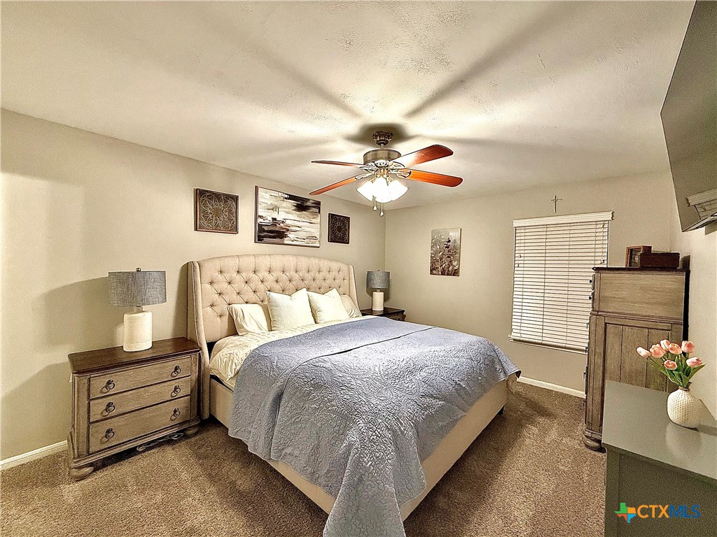 213 Sparrow Lane