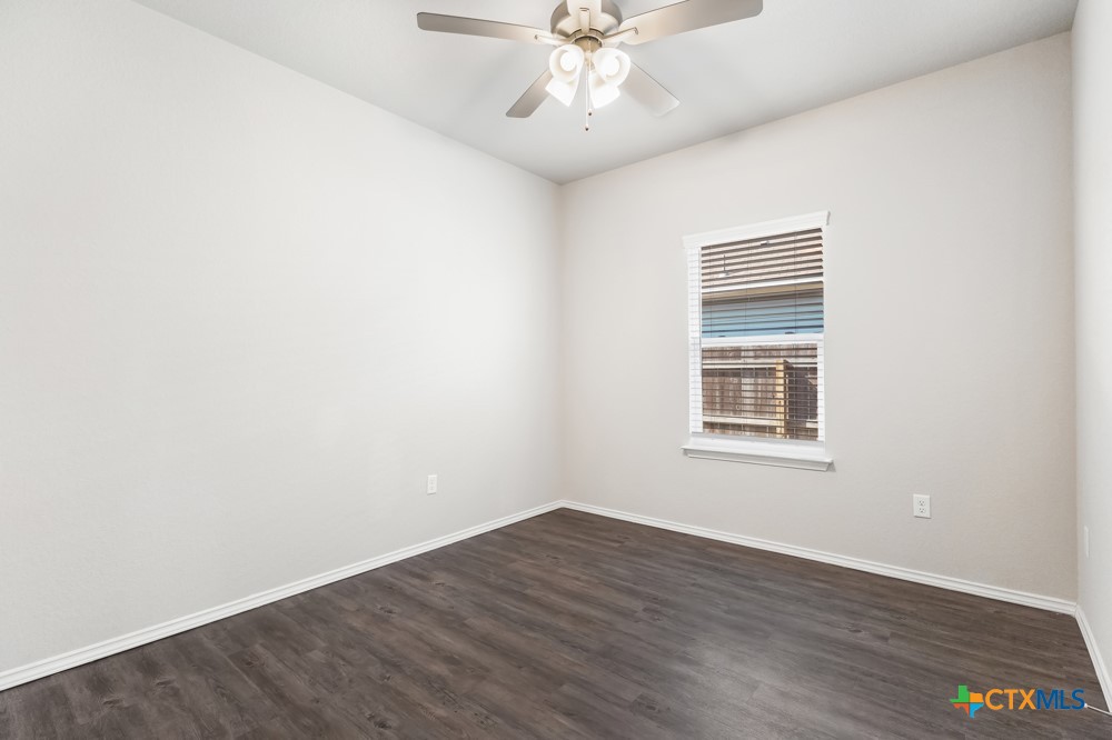 638 Heathers Way
