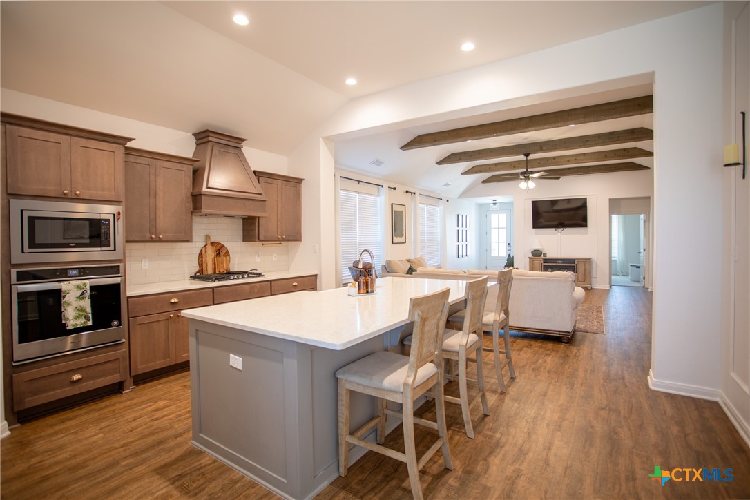 407 Brushy Creek