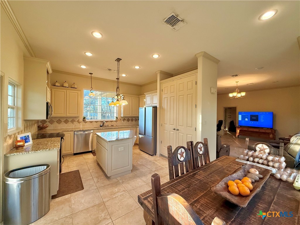 98 Price Road